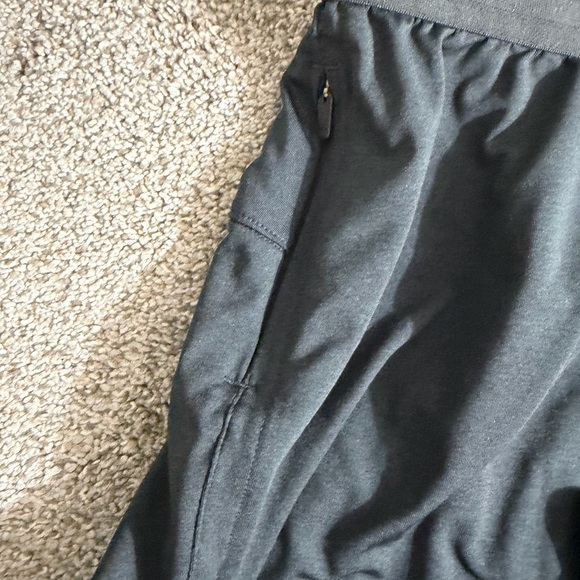 Tracksmith 3” Session Shorts in Black Size XS Lined Running Shorts Track Active - Picture 6 of 16